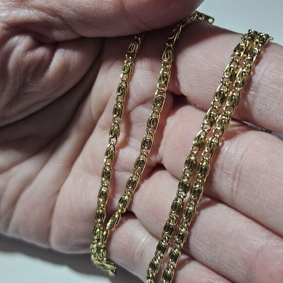 **Final Sale** 18K Gold Plated Necklace 20" And Bracelet 7.5" Set - Picture 2 of 12